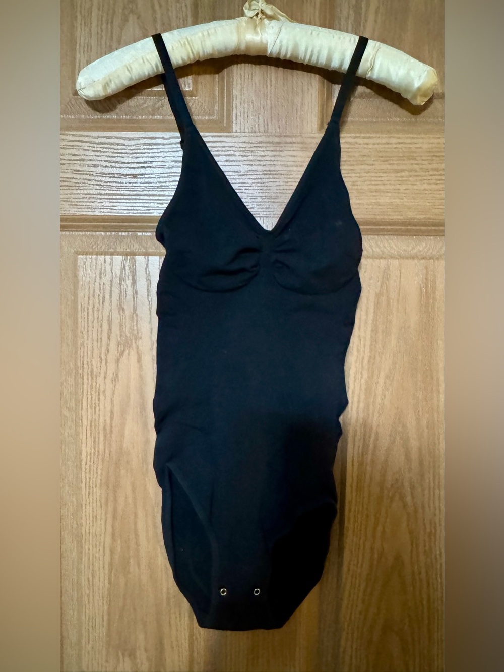 FEELINGIRL CONTOUR  BODYSUIT SIZE M/L NWT